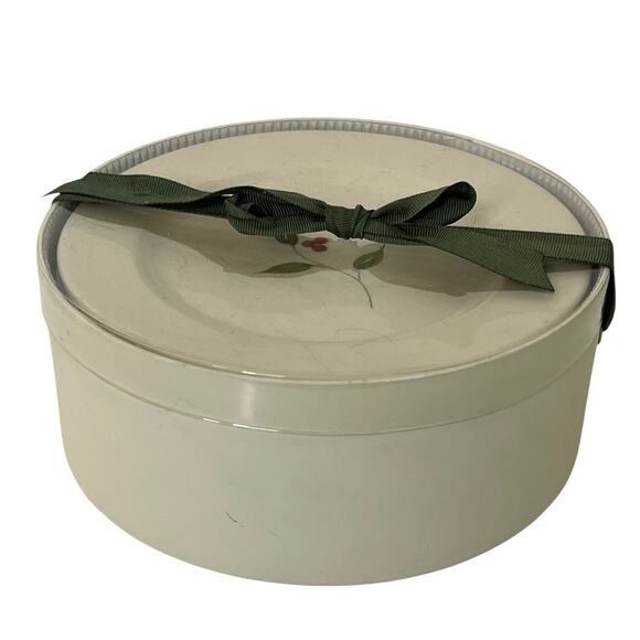 Vtg Target Holiday Appetizer Plates Set of 6 White Holly Berry Christmas Dessert - Picture 2 of 7